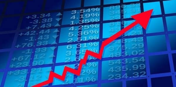 Investing During a Market High: 5 Downside Protection Tips